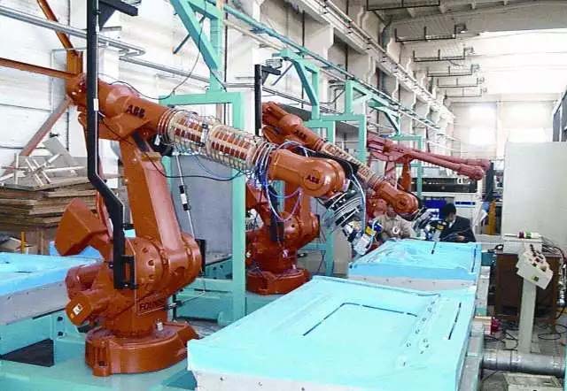 還在“佛系”手工噴涂？“仙系”手把手示教機器人已經(jīng)駕臨！-3